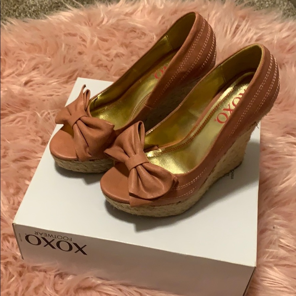 Pink Wedges